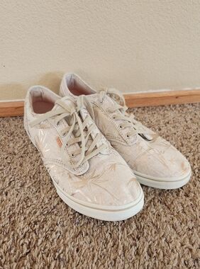 Vans Women’s Cream Floral Low-Top Sneakers